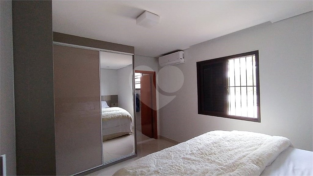 Chácara à venda com 6 quartos, sendo 4 suítes,  em Pinheirinho, Vinhedo, SP