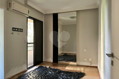 Apartamento à venda com 2 suítes em Vila Andrade, São Paulo, SP