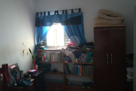 Casa à venda com 6 quartos em Vila Ipojuca, São Paulo, SP