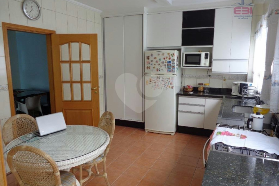 Apartamento à venda com 3 quartos, sendo 1 suíte,  em Santana, São Paulo, SP