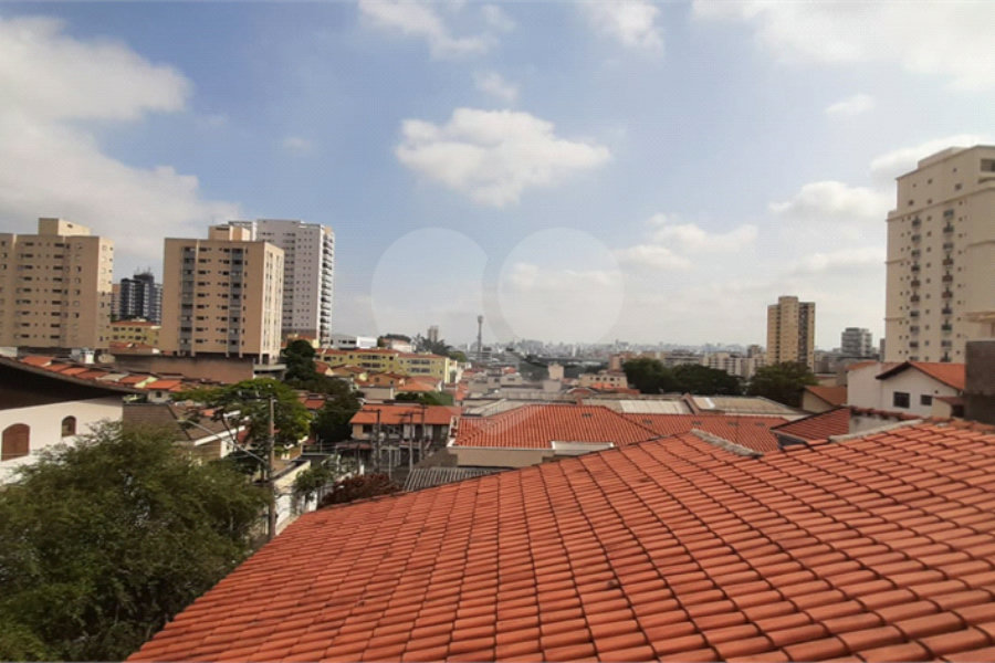Casa à venda com 3 quartos, sendo 2 suítes, no condomínio Mário Araújo, São Paulo - SP