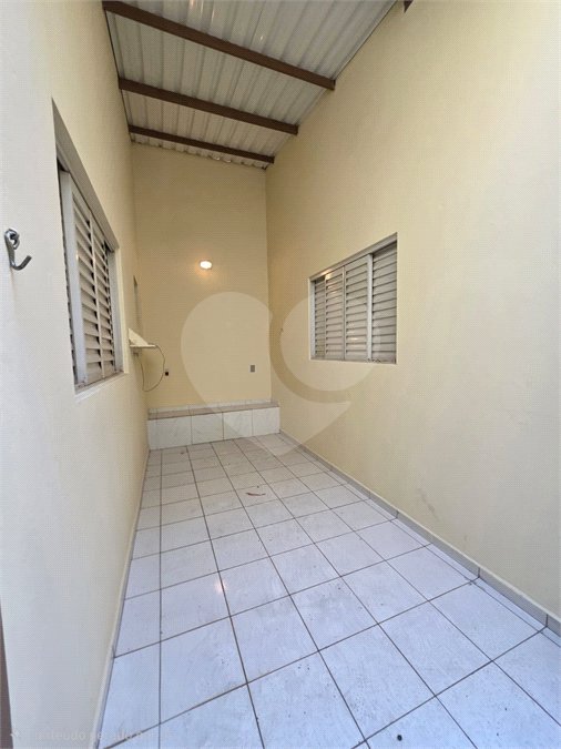 Casa à venda com 3 quartos, sendo 2 suítes, em Jardim Santo Antônio, Valinhos, SP