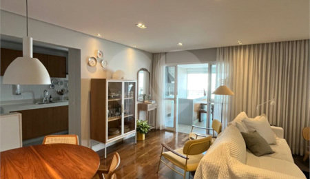 Apartamento à venda com 3 quartos, sendo 2 suítes,  em Mooca, São Paulo, SP