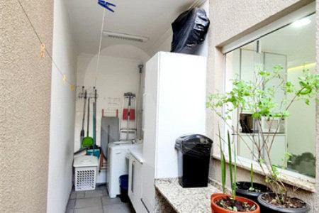 Sobrado à venda com 3 quartos, sendo 1 suíte,  em Jardim Leocádia, Sorocaba, SP