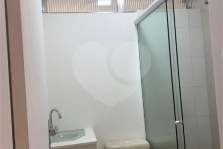Apartamento à venda com 2 quartos, sendo 1 suíte, em Pinheiros, São Paulo, SP