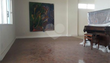 Apartamento à venda com 2 quartos, sendo 1 suíte,  em Santa Cecília, São Paulo, SP