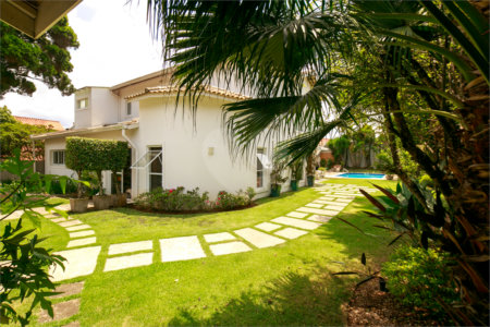 Casa de Vila à venda com 5 suítes em Jardim Hípico, São Paulo, SP