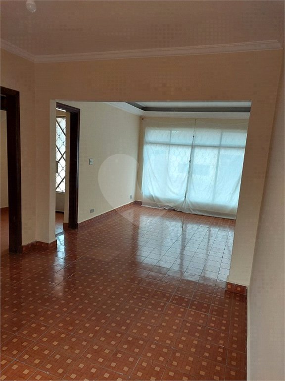 Sobrado à venda com 3 quartos em Vila Gumercindo, São Paulo, SP