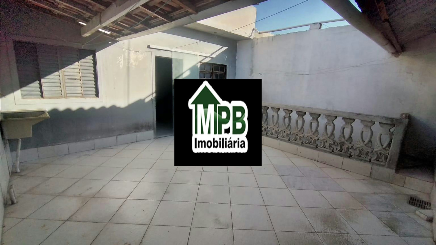 Sobrado à venda com 4 quartos, sendo 1 suíte, em Jardim Santa Cecilia, Sorocaba, SP
