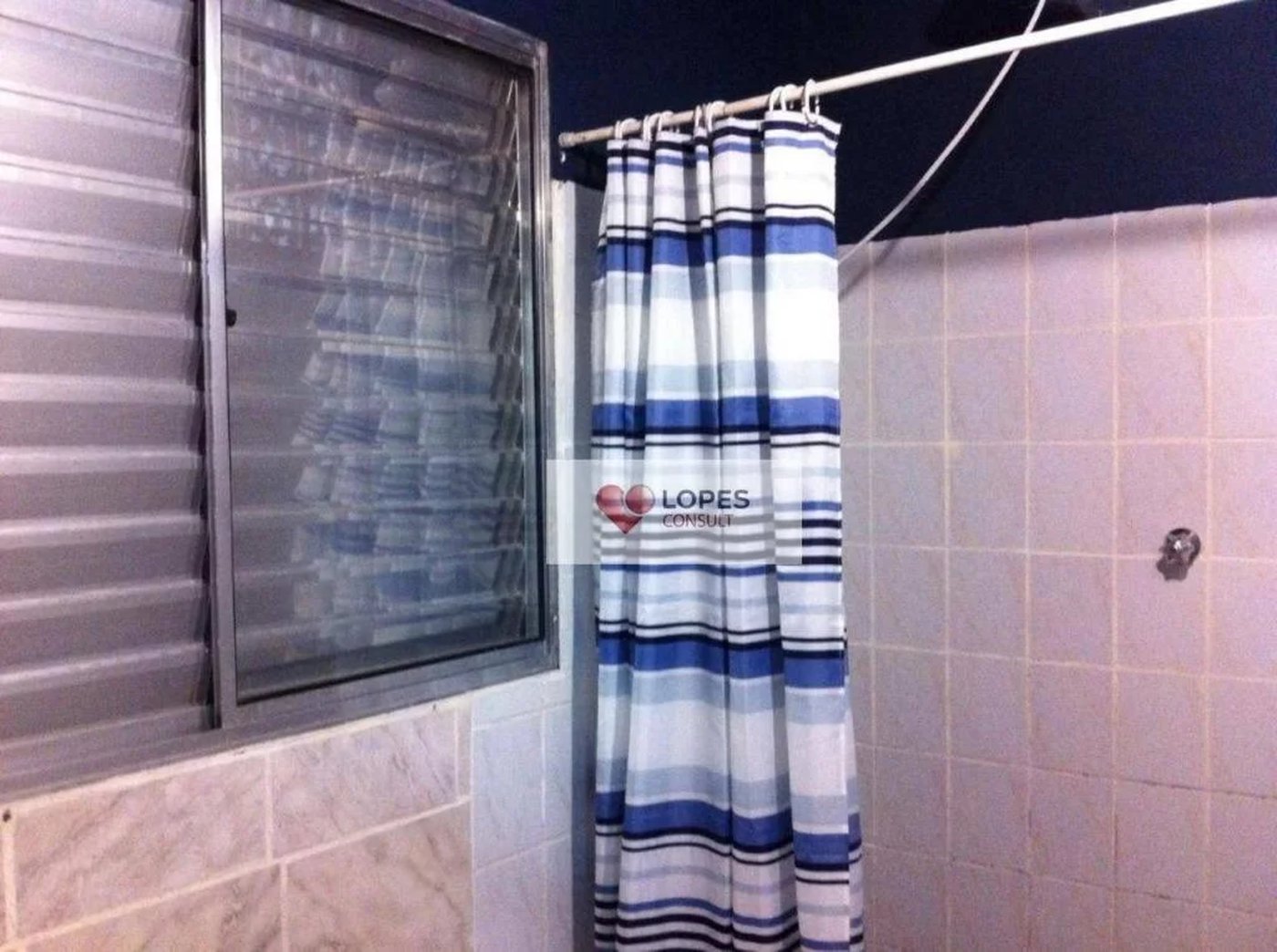 Sobrado à venda com 3 quartos, sendo 1 suíte,  em Jardim das Palmas, São Paulo, SP