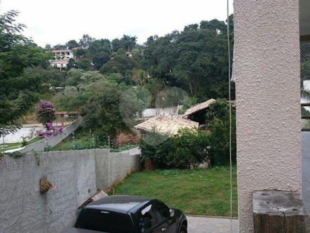 Casa à venda com 3 quartos, sendo 2 suítes,  em Jardim Mairiporã, Mairiporã, SP