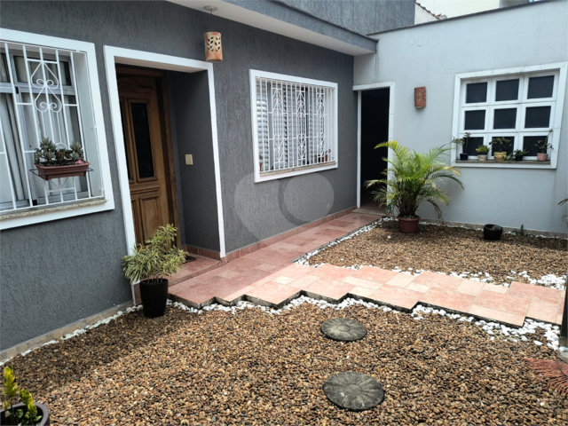 Casa à venda com 3 quartos, sendo 1 suíte,  em Parque Novo Mundo, São Paulo, SP