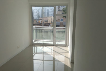 Apartamento à venda com 3 quartos, sendo 1 suíte,  em Vila Isabel, Rio de Janeiro, RJ