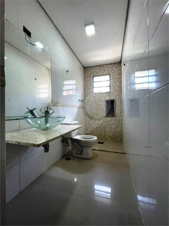 Sobrado à venda com 3 quartos, sendo 1 suíte, em Jardim Rosa de Franca, Guarulhos, SP