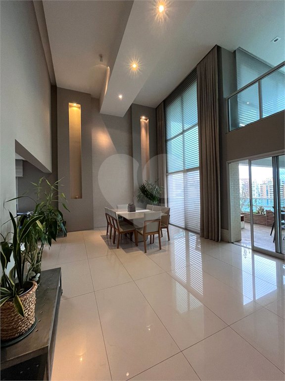 Apartamento à venda com 4 suítes em Jardim Morumbi, São Paulo, SP