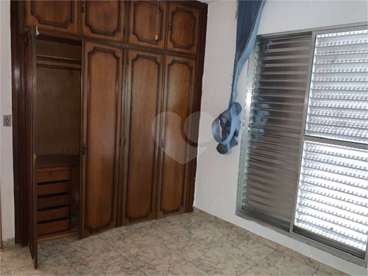 Sobrado à venda com 3 quartos, sendo 1 suíte, em Tremembé, São Paulo, SP