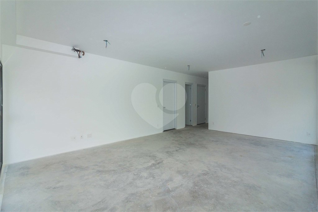 Apartamento à venda com 3 suítes em Vila Olímpia, São Paulo, SP