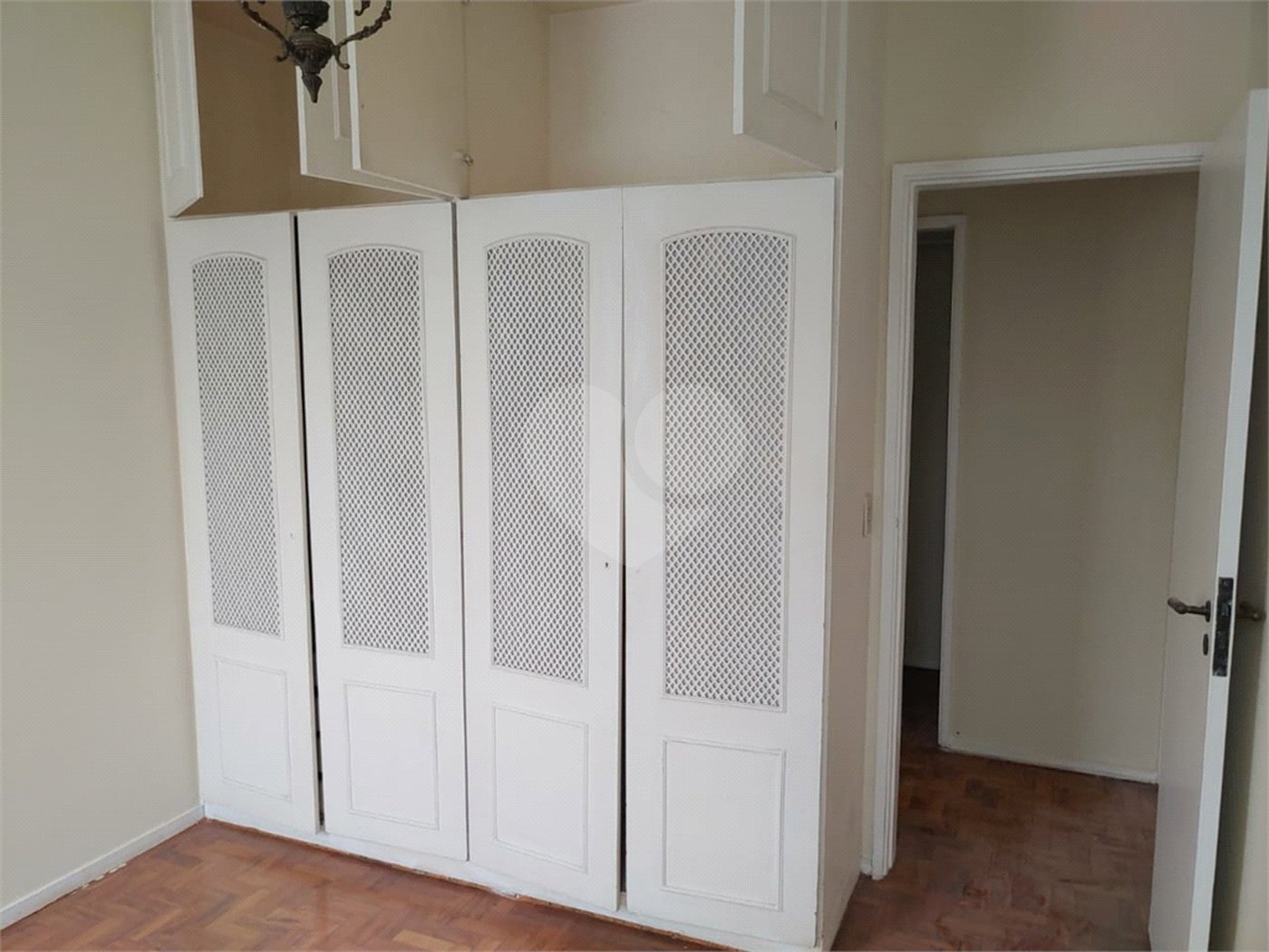 Apartamento à venda com 3 quartos, sendo 1 suíte, em Vila Mariana, São Paulo, SP
