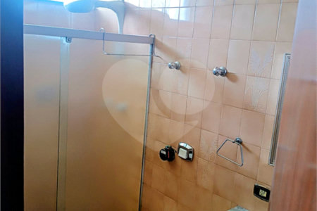 Casa à venda com 5 quartos, sendo 4 suítes, em Jardim Armênia, Mogi das Cruzes, SP
