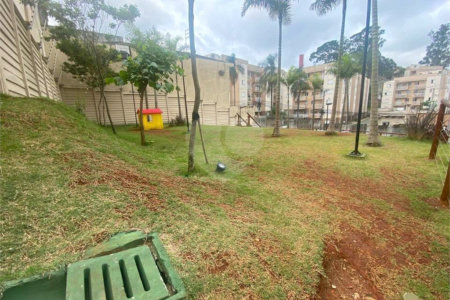 Apartamento à venda com 2 quartos em Vila Zat, São Paulo, SP