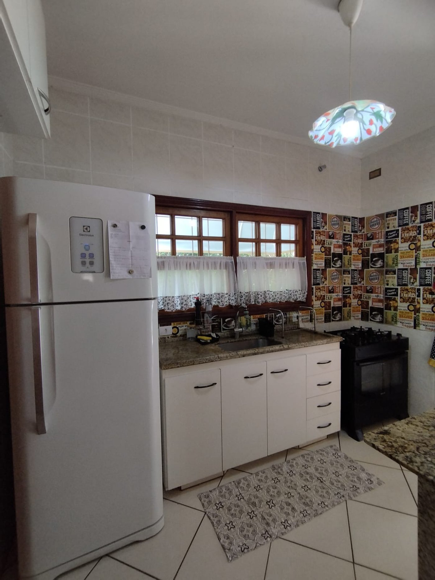 Casa à venda com 3 quartos, sendo 1 suíte, no condomínio Outeiro Das Flores, Itupeva - SP