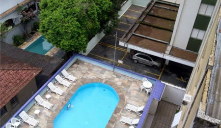 Apartamento Residencial à venda, Vila Maia, Guarujá - AP1033.