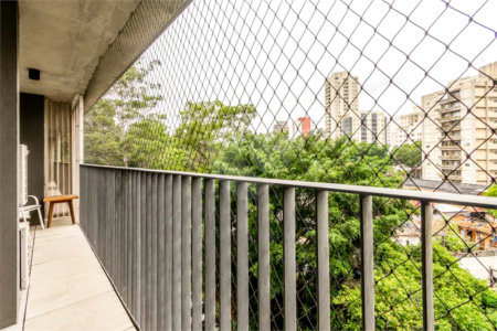 Apartamento à venda ou para alugar com 1 suíte em Jardim das Bandeiras, São Paulo, SP