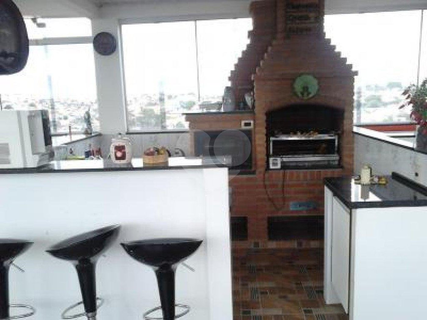 Sobrado à venda com 4 quartos, sendo 2 suítes, em Penha, São Paulo, SP