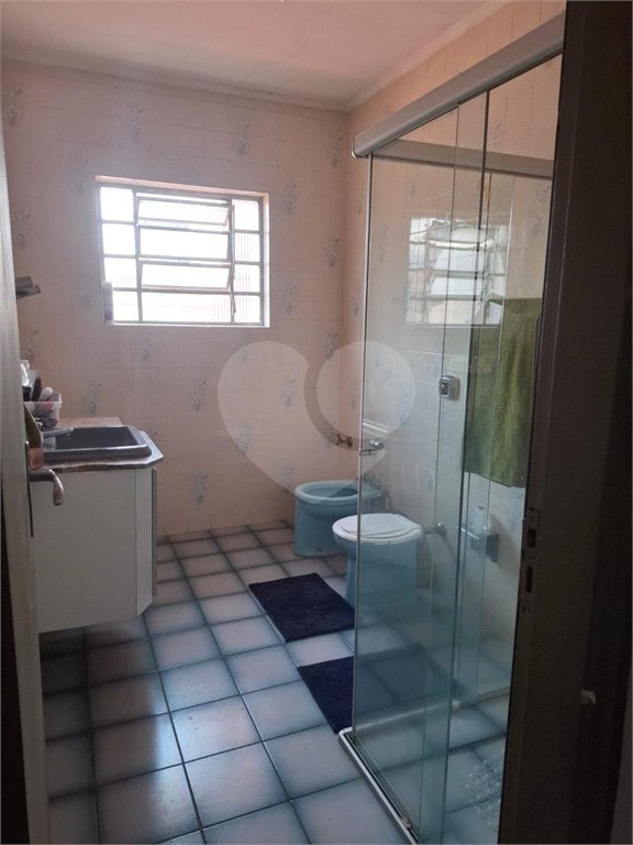 Sobrado à venda com 4 quartos, sendo 2 suítes,  em Campestre, Santo André, SP