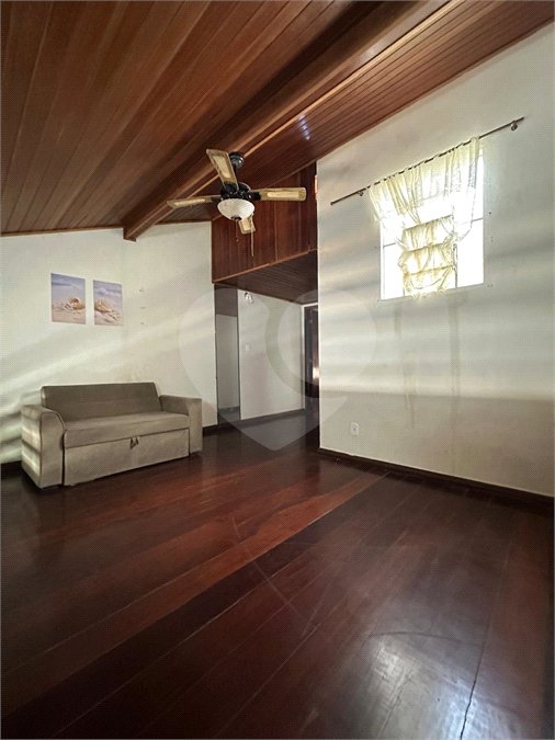 Casa em condomínio à venda com 2 quartos, sendo 1 suíte, em Ogiva, Cabo Frio, RJ