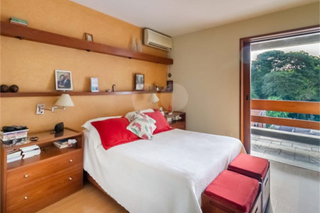Casa à venda com 4 suítes em Vila Madalena, São Paulo, SP