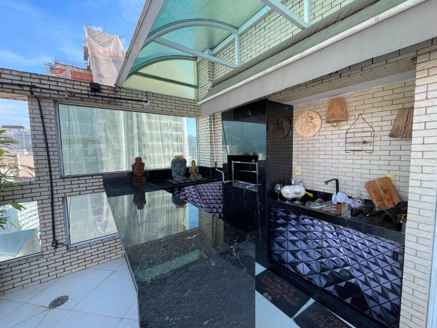 Cobertura com 3 dormitórios à venda, 320 m² por R$ 3.100.000,00 - Gonzaga - Santos/SP