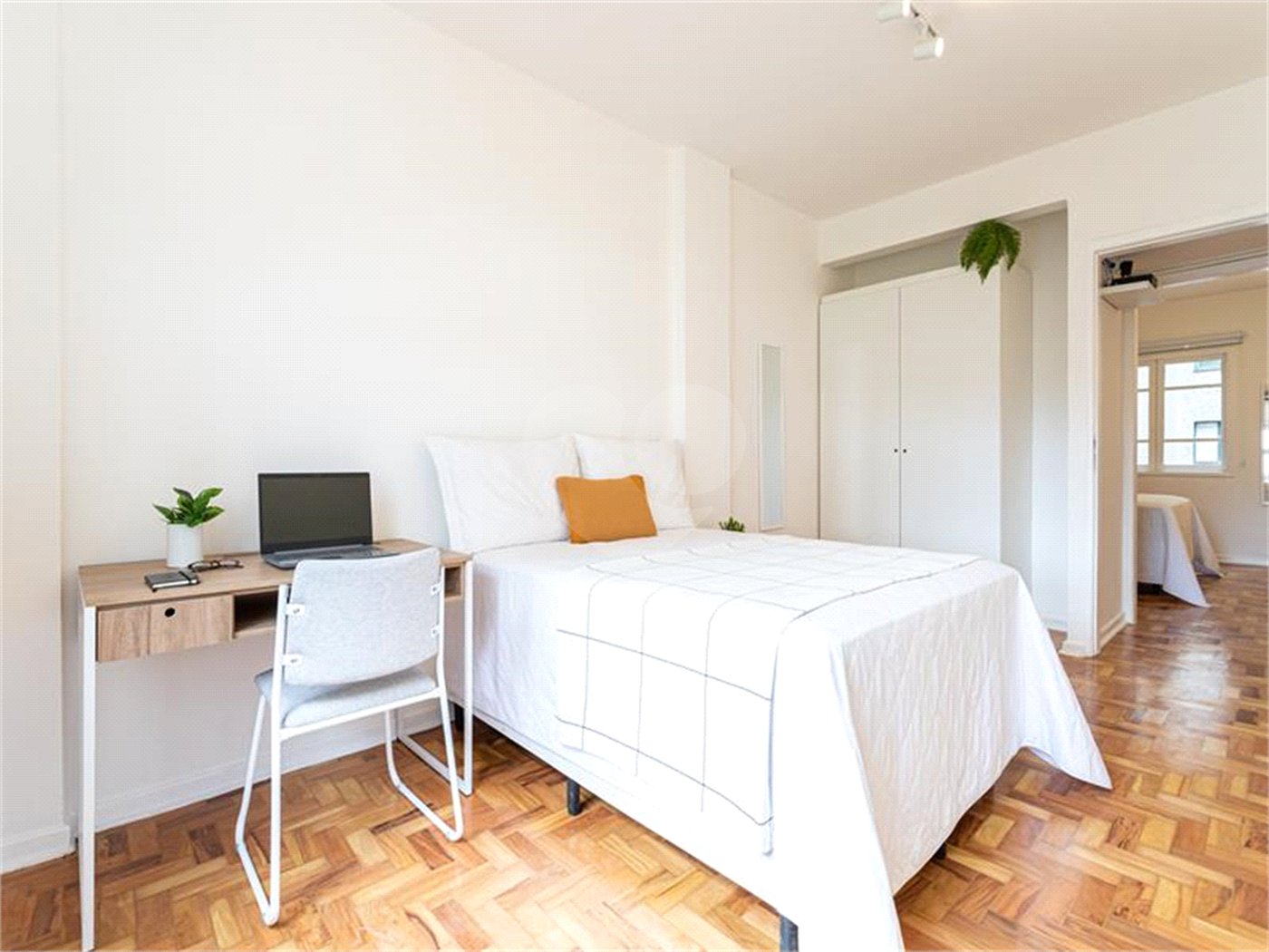 Apartamento à venda com 5 quartos, sendo 1 suíte,  em Pinheiros, São Paulo, SP