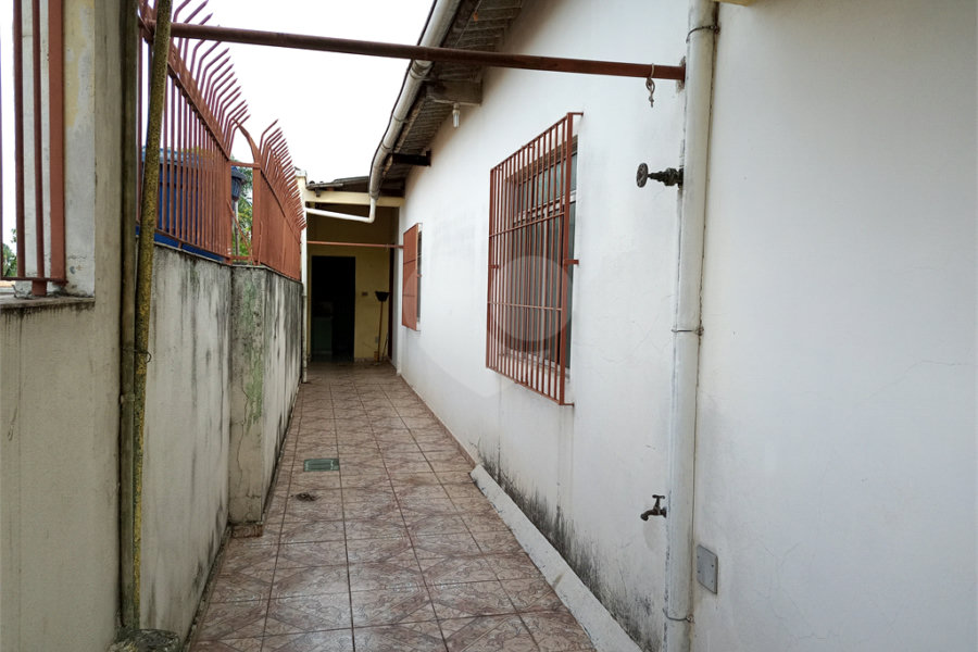 Sobrado à venda com 5 quartos em Horto, São Paulo, SP