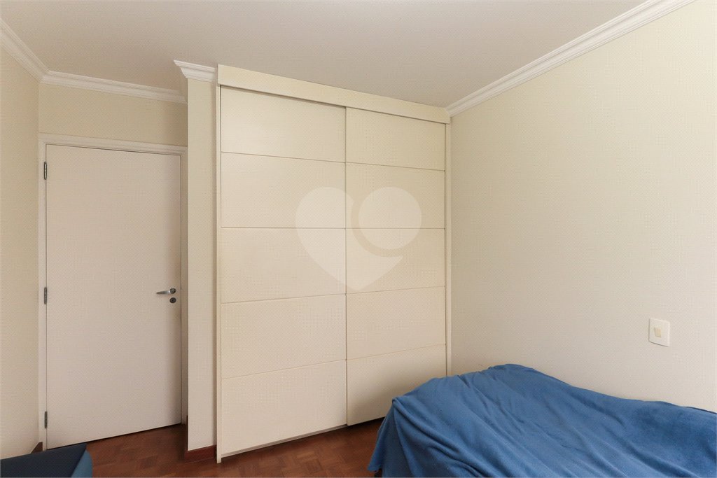 Apartamento à venda com 3 quartos, sendo 2 suítes, em Campo Belo, São Paulo, SP