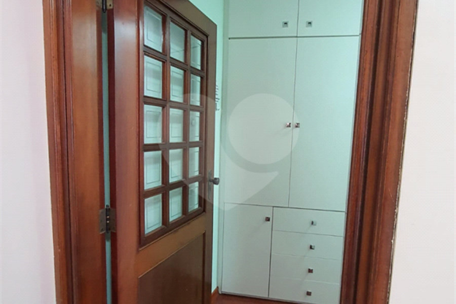 Sobrado à venda com 3 quartos, sendo 1 suíte, em Limão, São Paulo, SP