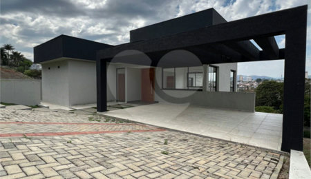 Casa à venda com 3 suítes no condomínio Spazio Design, Bragança Paulista - SP