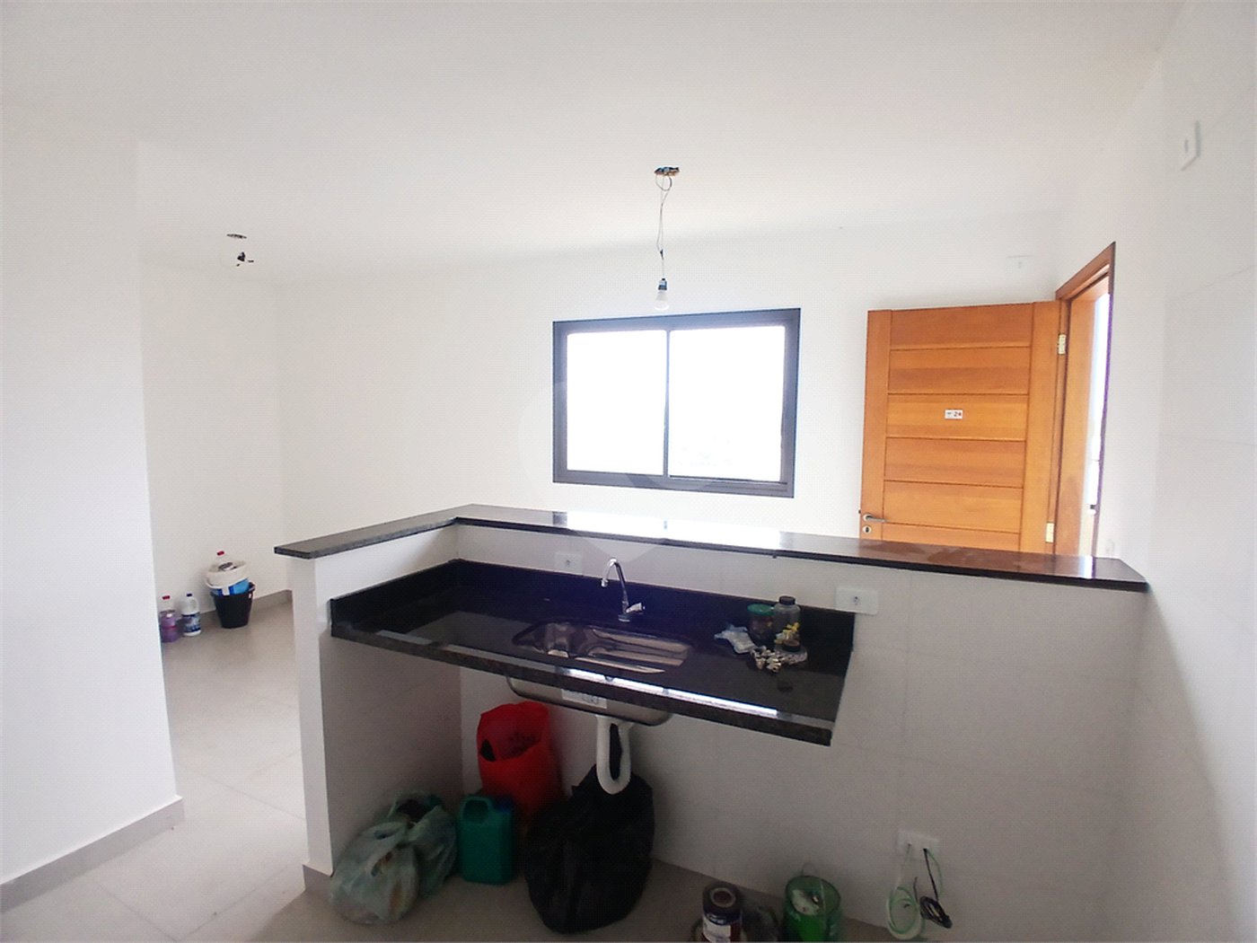Apartamento à venda com 2 quartos em Vila dos Remédios, São Paulo, SP