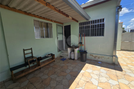 Casa à venda com 3 quartos em Vila Prado, Itapetininga, SP