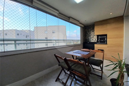 Apartamento à venda com 3 suítes em Vila Suzana, São Paulo, SP
