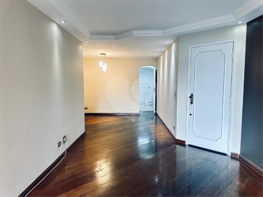 Apartamento à venda com 3 quartos, sendo 1 suíte, em Alto da Boa Vista, São Paulo, SP