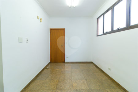 Apartamento à venda com 4 quartos, sendo 3 suítes,  em Chácara Santo Antônio, São Paulo, SP
