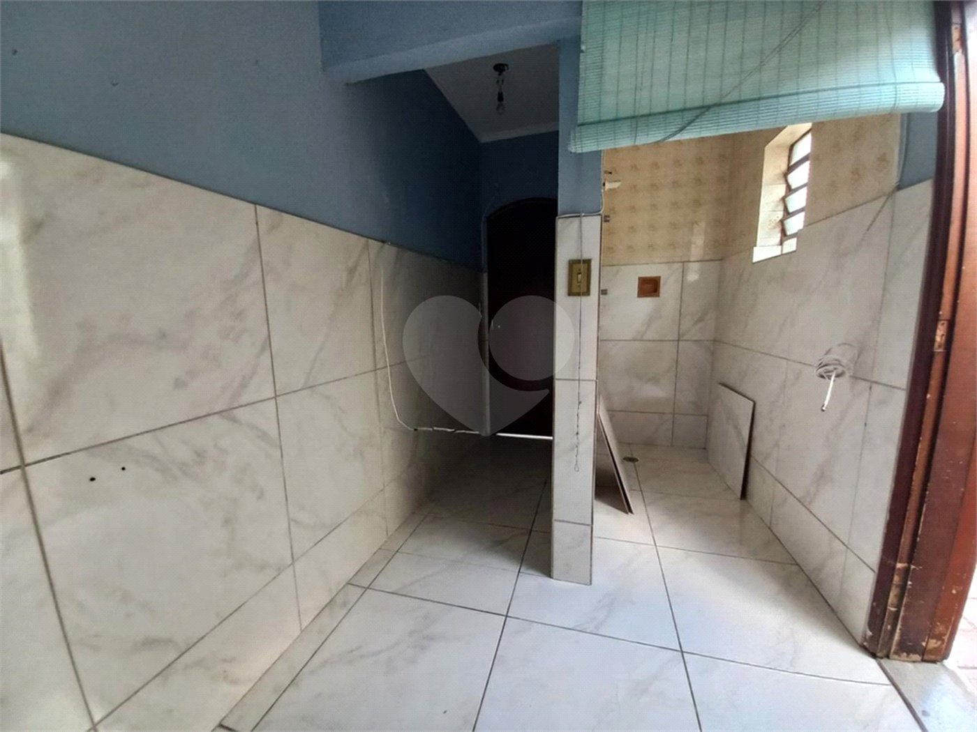 Casa à venda com 3 quartos, sendo 1 suíte, em Jardim das Vertentes, São Paulo, SP