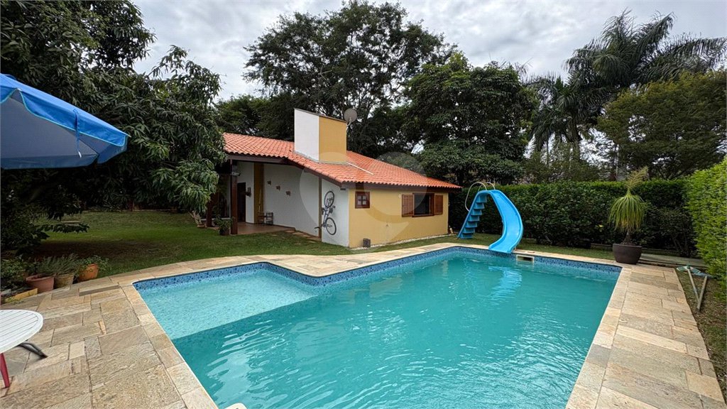 Casa à venda com 4 quartos, sendo 2 suítes,  no condomínio Vivendas do Lago, Sorocaba - SP