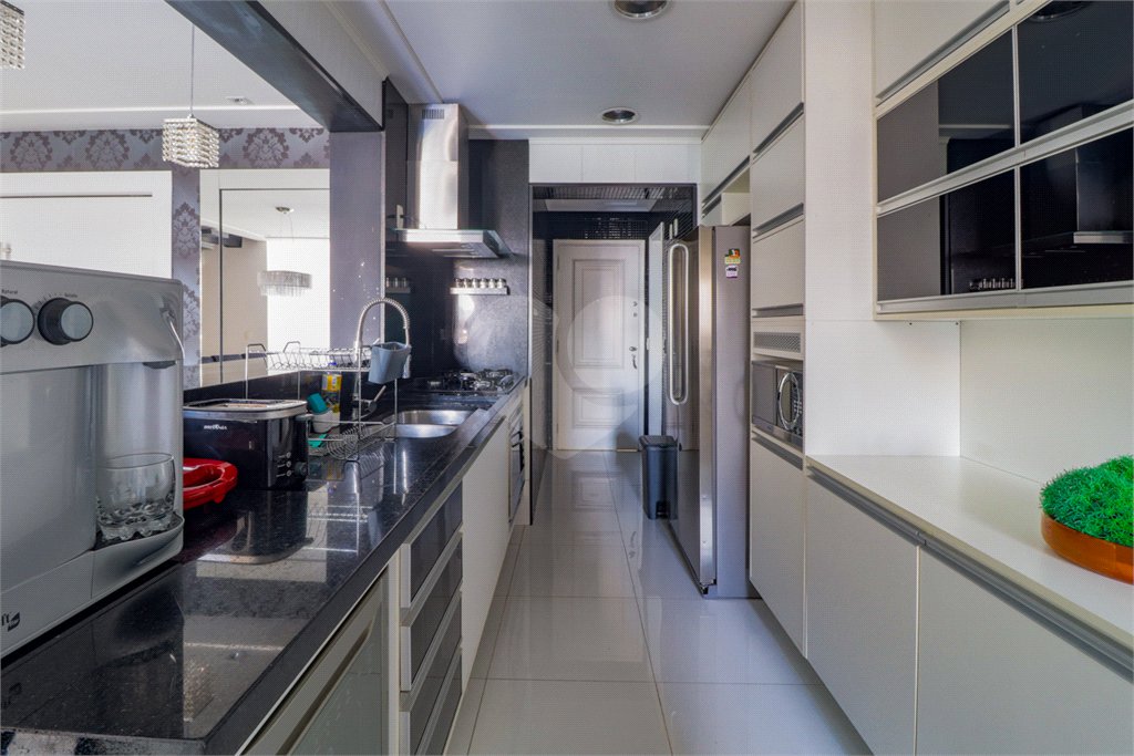 Apartamento à venda com 3 quartos, sendo 2 suítes,  em Cidade Monções, São Paulo, SP