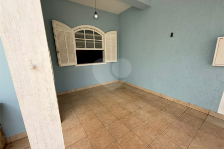Casa à venda com 2 quartos em Jardim Itália, Itapetininga, SP