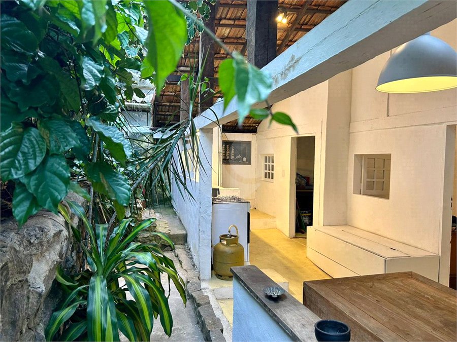 Casa à venda com 3 quartos em Ossos, Armação dos Búzios, RJ