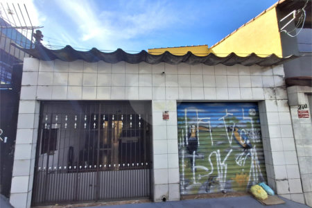 Casa à venda com 4 quartos em Vila dos Minérios, São Paulo, SP
