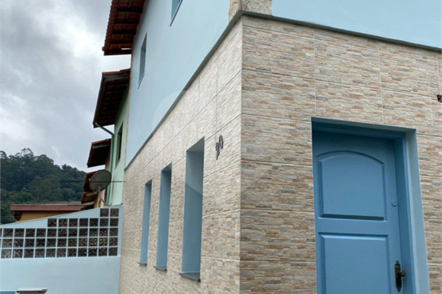Sobrado à venda com 2 quartos em Tremembé, São Paulo, SP