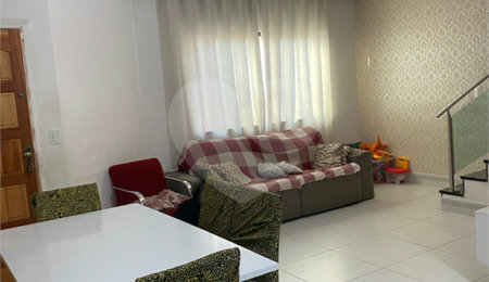 Casa à venda com 3 quartos, sendo 2 suítes,  no condomínio Ibarra, São Paulo - SP